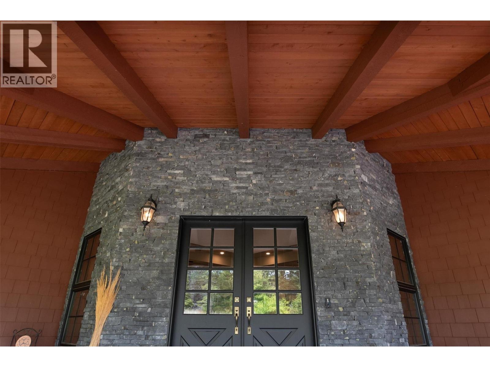 1306 Huckleberry Road, Kelowna, British Columbia  V1P 1M5 - Photo 13 - 10391251
