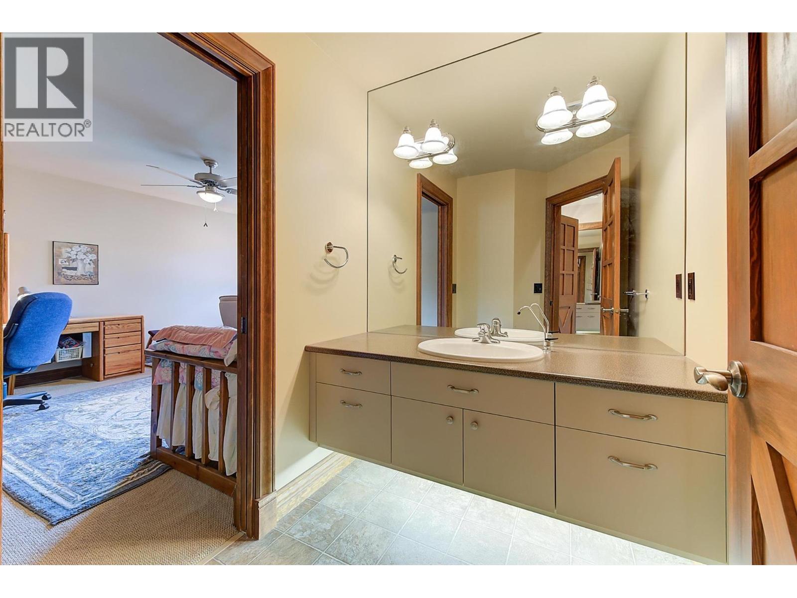 1306 Huckleberry Road, Kelowna, British Columbia  V1P 1M5 - Photo 59 - 10391251