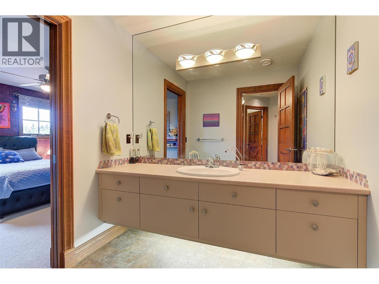 1306 Huckleberry Road, Kelowna, British Columbia  V1P 1M5 - Photo 63 - 10391251