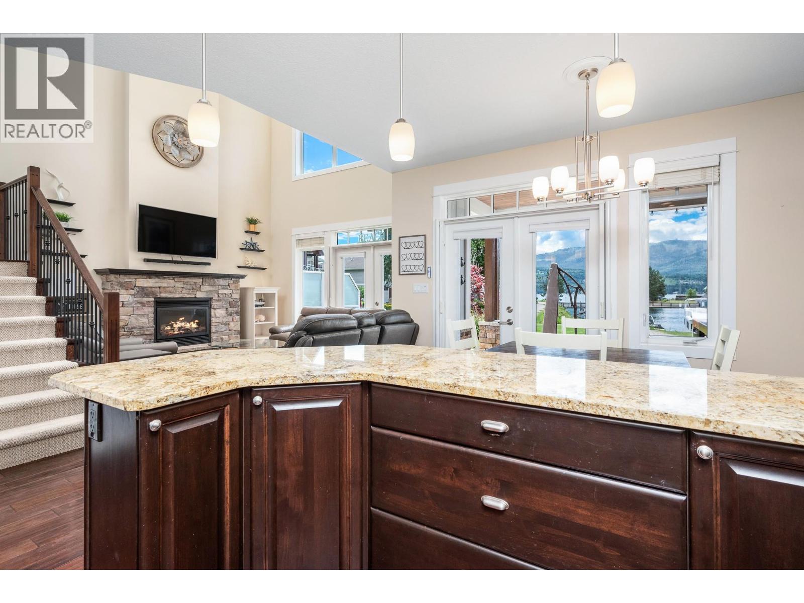 3950 Express Point Road Unit# 13, Scotch Creek, British Columbia  V0E 1M5 - Photo 15 - 10391376