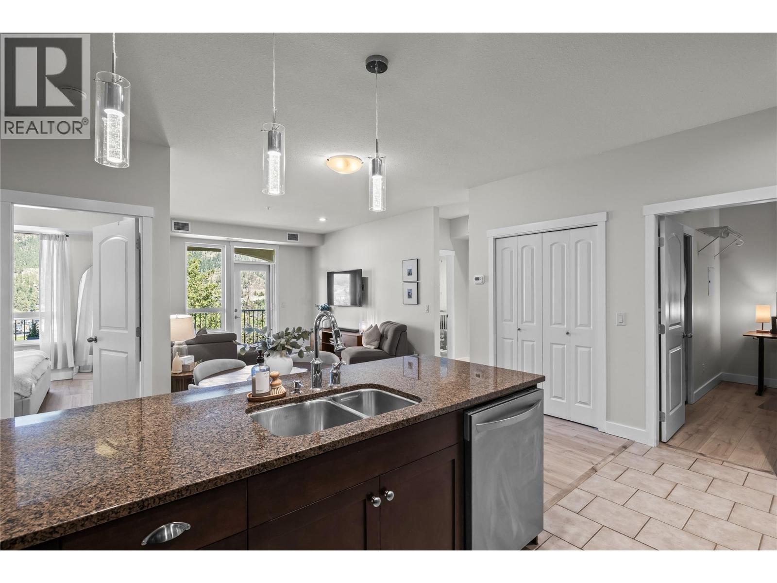 2210 Upper Sundance Drive Unit# 1112, West Kelowna, British Columbia  V4T 3E9 - Photo 9 - 10390858