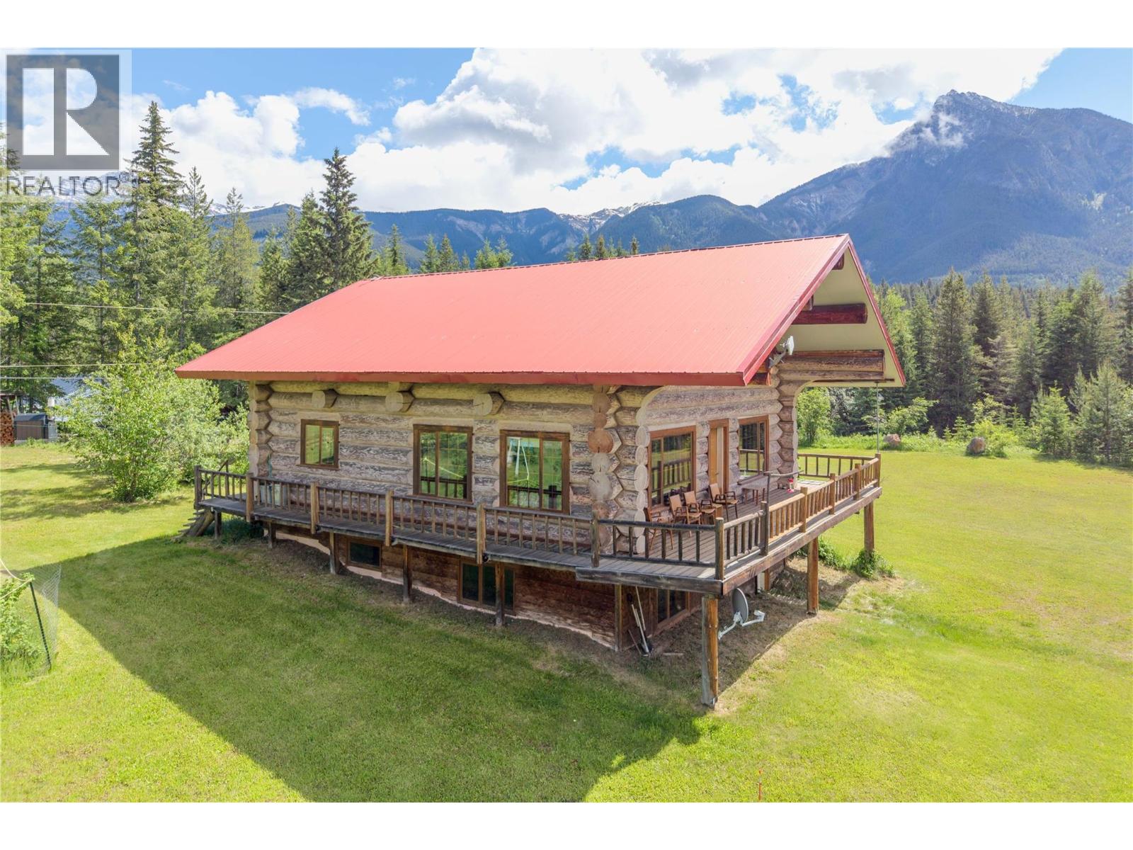 1360 Adolph Johnson Road, Golden, British Columbia  V0A 1H1 - Photo 33 - 10390040