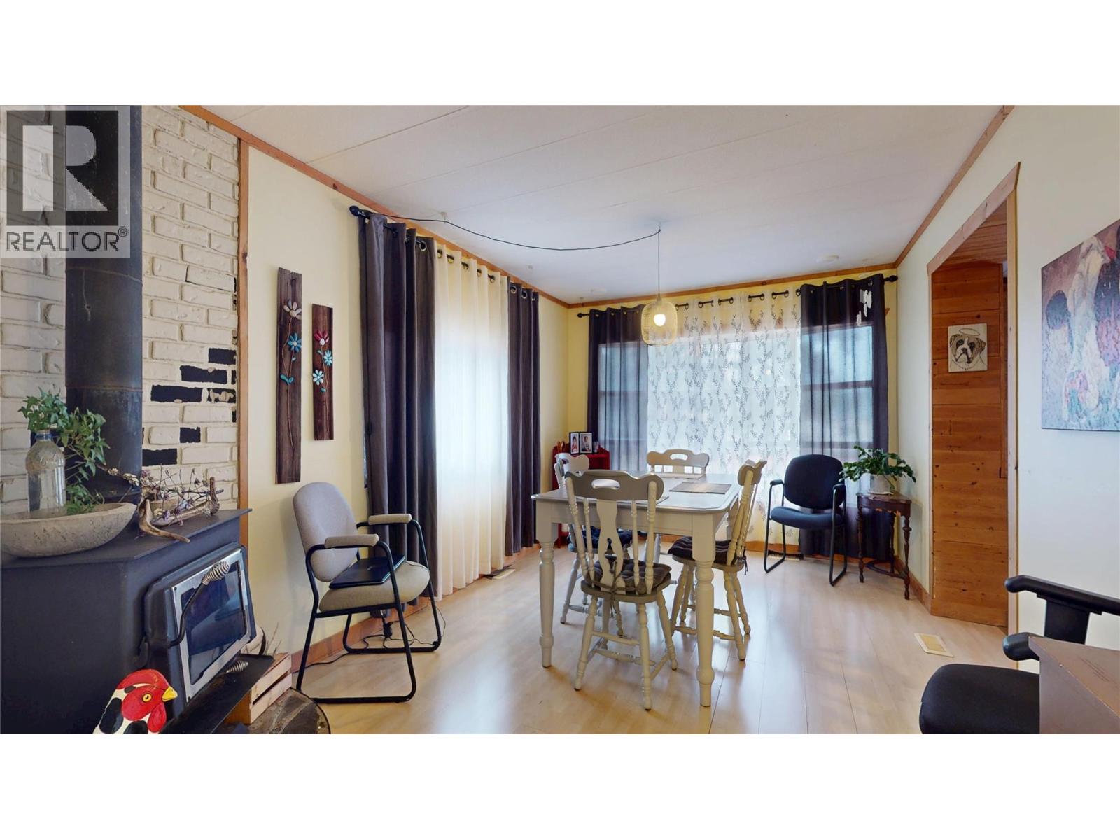 4746 Burns Avenue, Canal Flats, British Columbia  V0B 1B0 - Photo 10 - 10391510