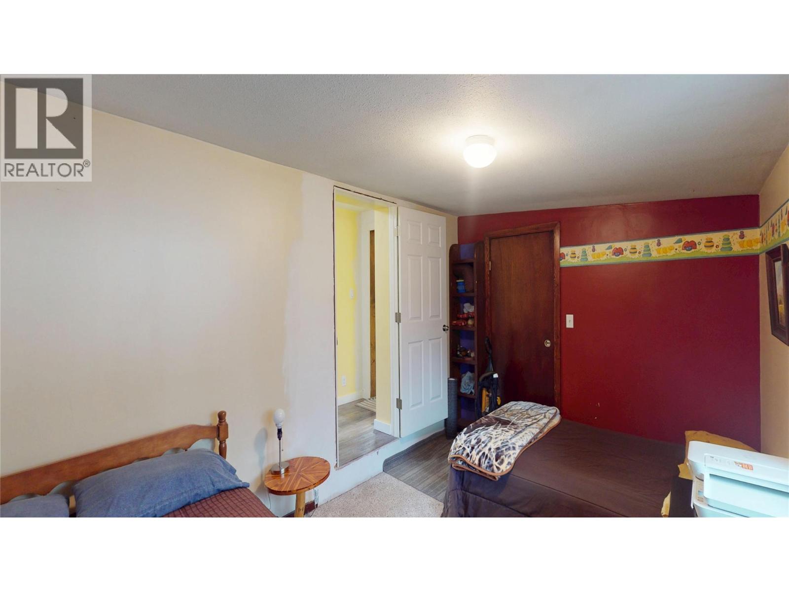 4746 Burns Avenue, Canal Flats, British Columbia  V0B 1B0 - Photo 16 - 10391510