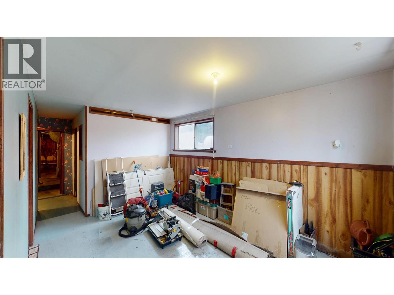 4746 Burns Avenue, Canal Flats, British Columbia  V0B 1B0 - Photo 19 - 10391510