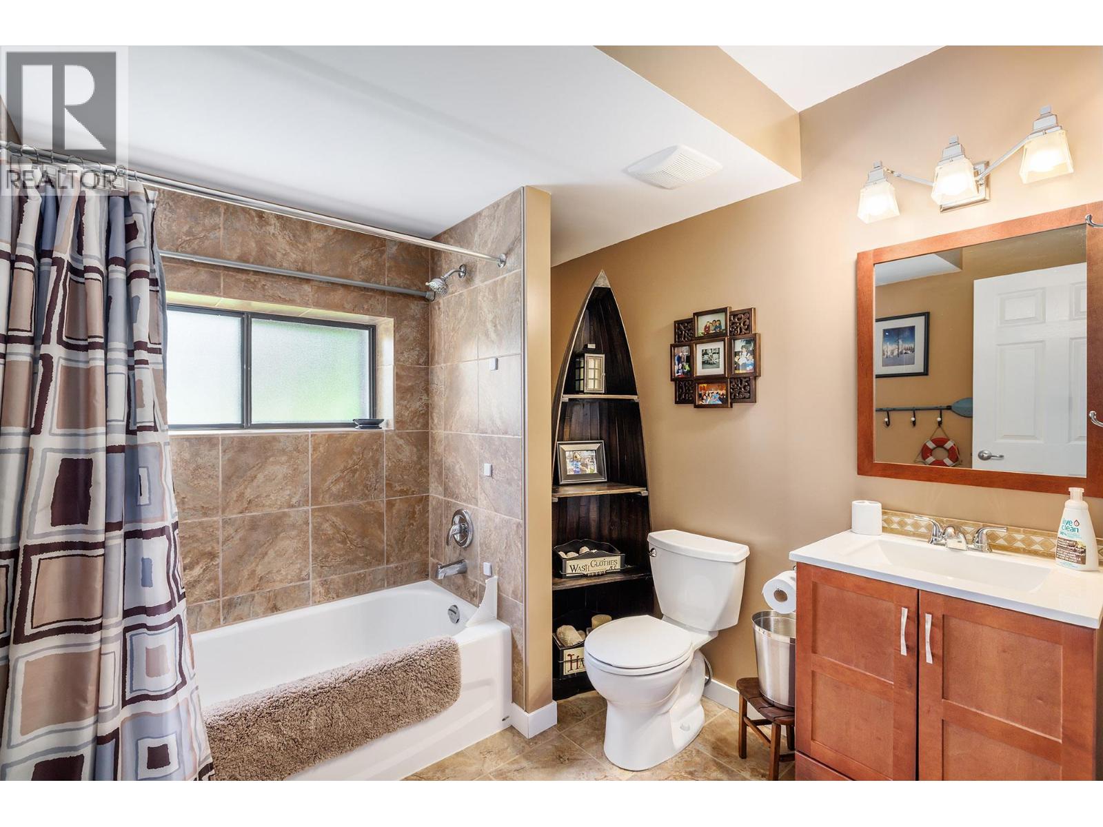 3321 Gates Road, West Kelowna, British Columbia  V4T 1B1 - Photo 17 - 10391473
