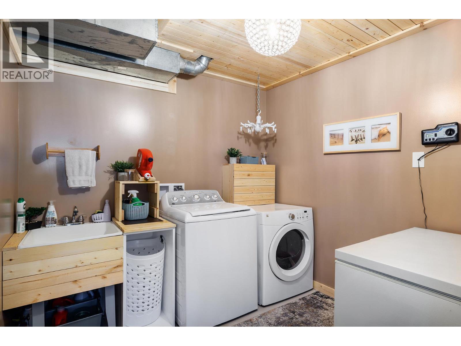3321 Gates Road, West Kelowna, British Columbia  V4T 1B1 - Photo 18 - 10391473