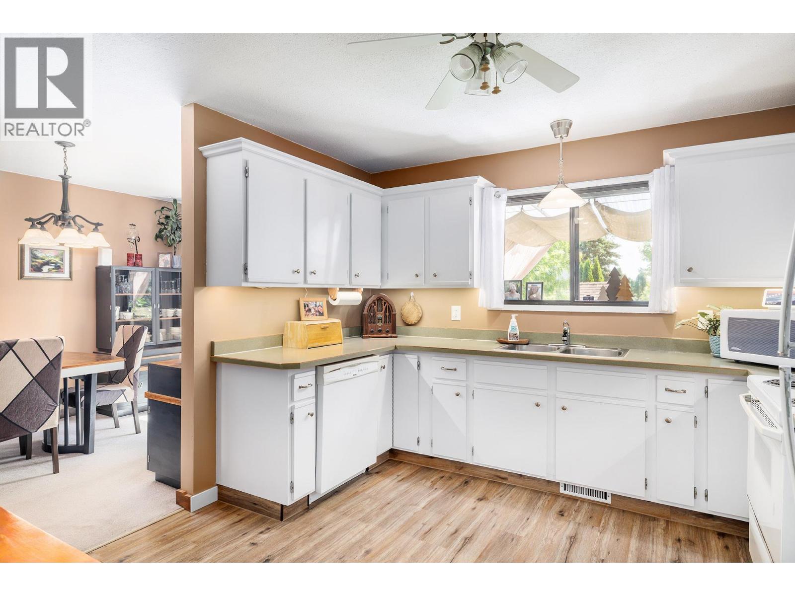 3321 Gates Road, West Kelowna, British Columbia  V4T 1B1 - Photo 8 - 10391473