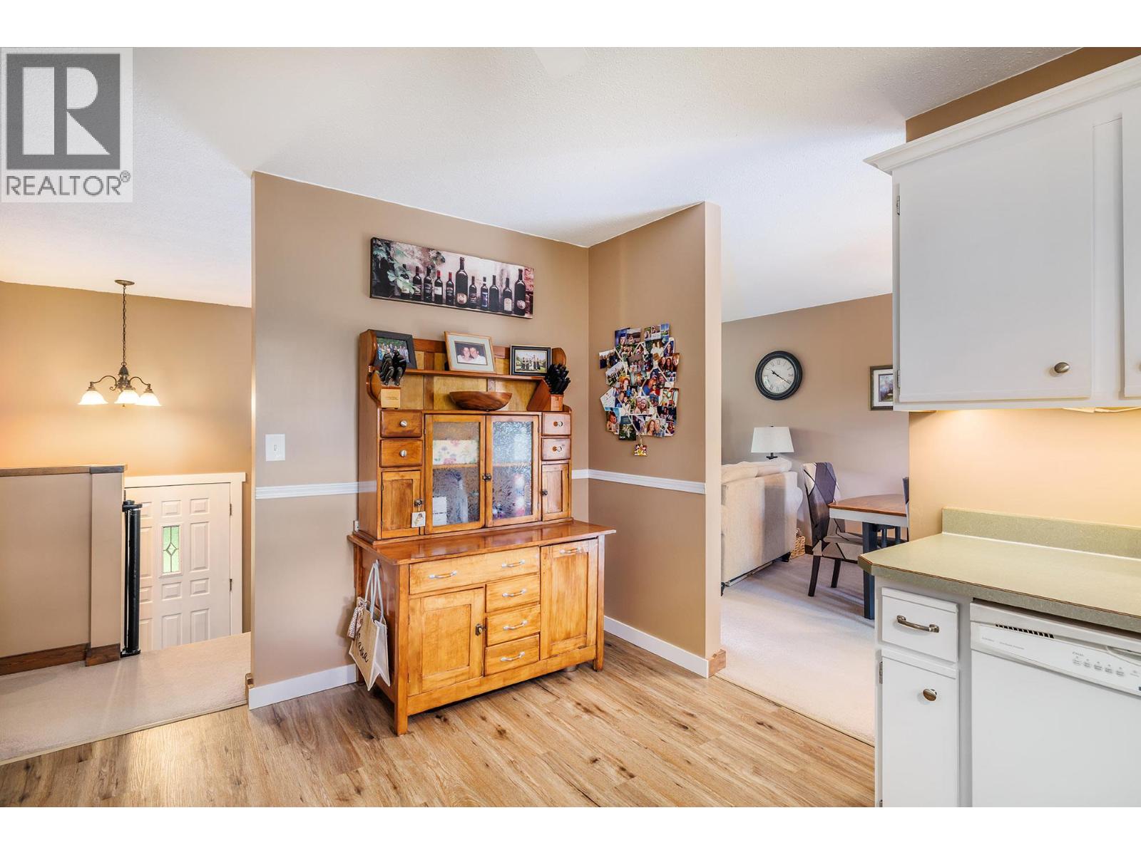 3321 Gates Road, West Kelowna, British Columbia  V4T 1B1 - Photo 9 - 10391473