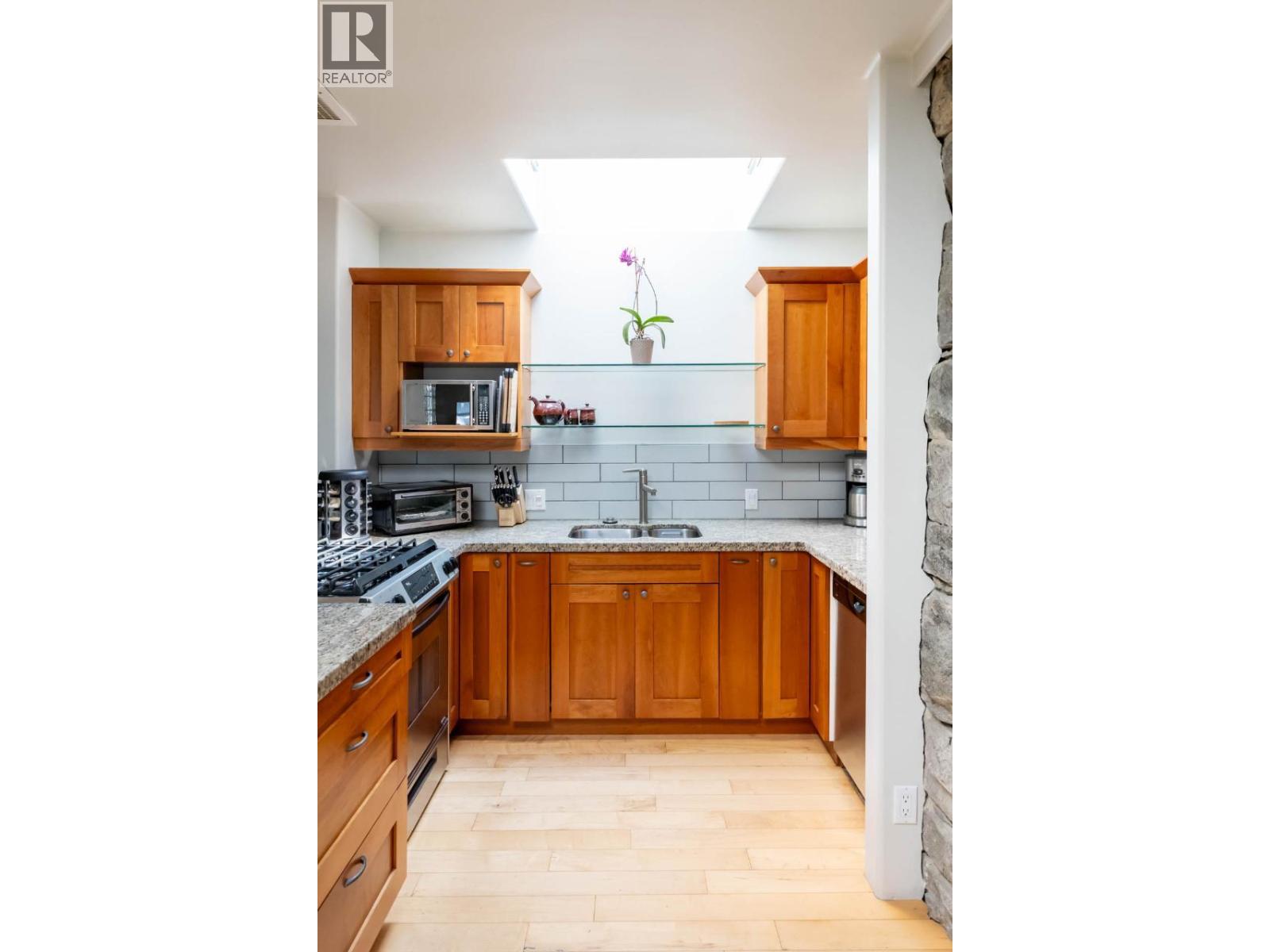 378 Baker Street, Nelson, British Columbia  V1L 4H6 - Photo 78 - 10391223