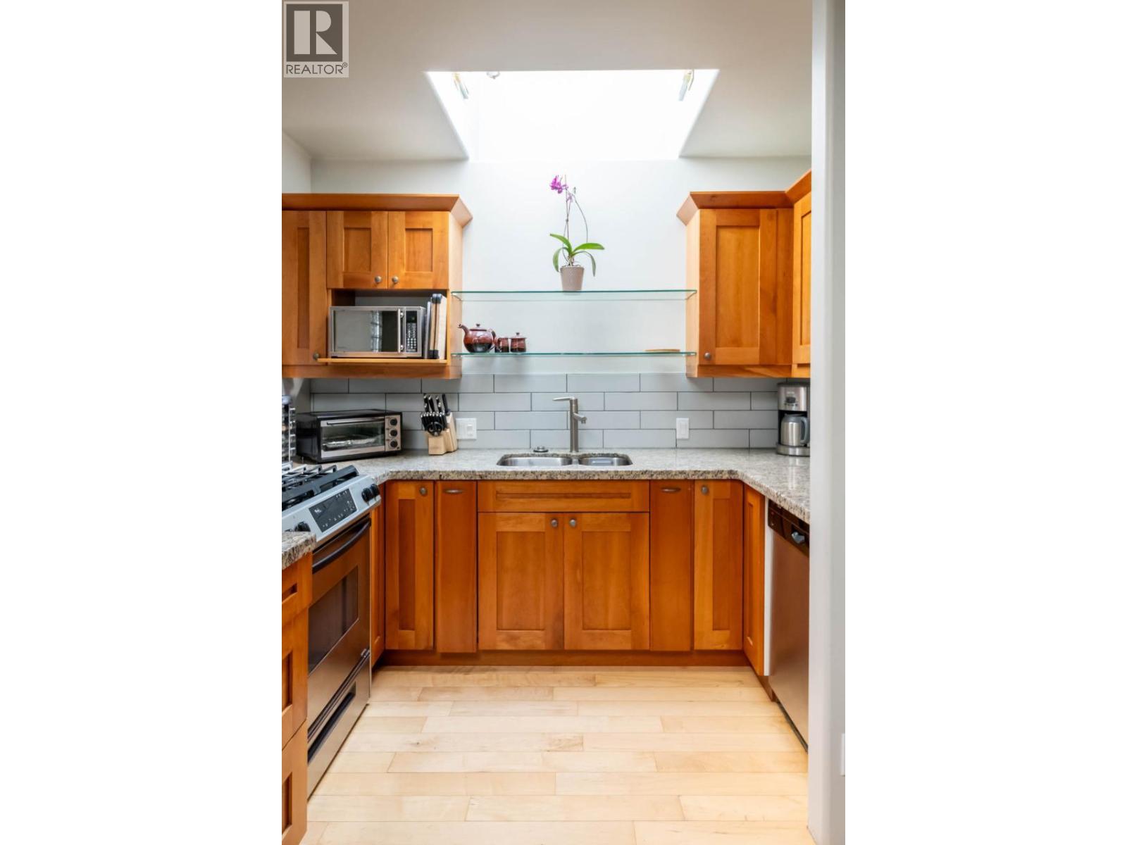 378 Baker Street, Nelson, British Columbia  V1L 4H6 - Photo 86 - 10391223