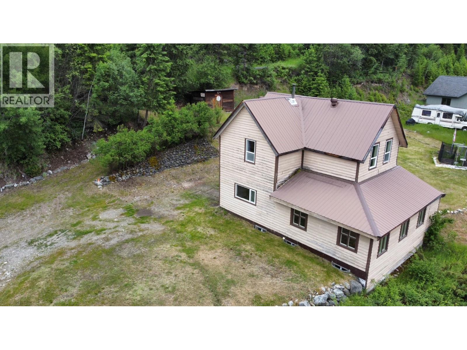 456 Long Lake Avenue, Greenwood, British Columbia  V0H 1J0 - Photo 4 - 10391427
