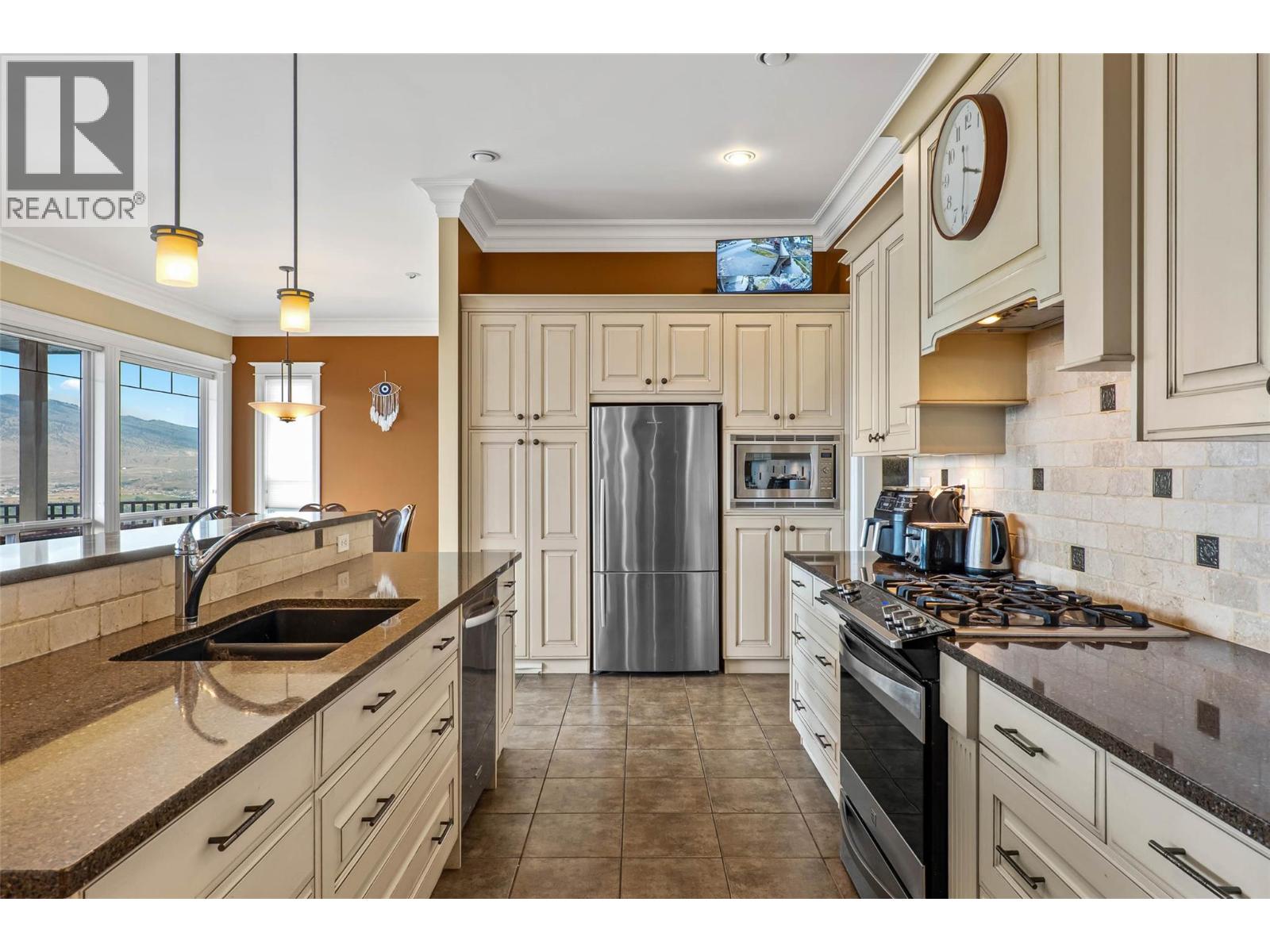 842 Guerin Creek Way, Kamloops, British Columbia  V2C 0A6 - Photo 15 - 10391529