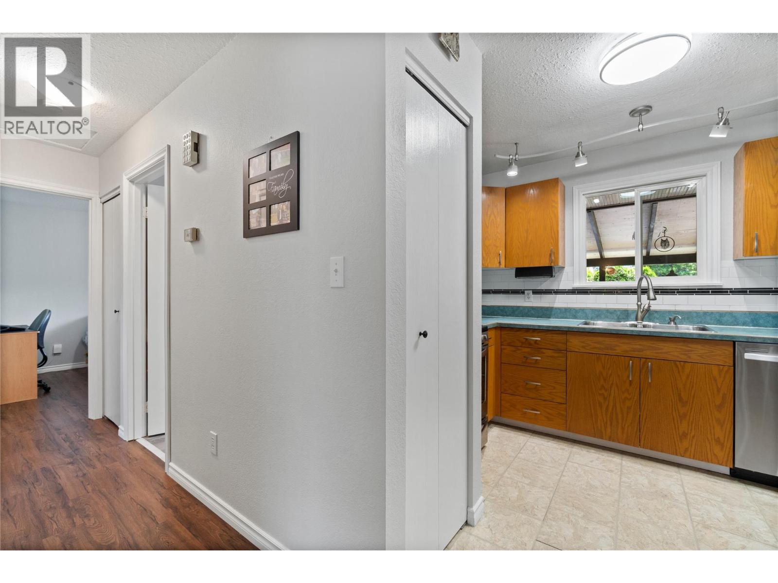 4750 71 Avenue Ne, Salmon Arm, British Columbia  V0E 1K0 - Photo 15 - 10391387