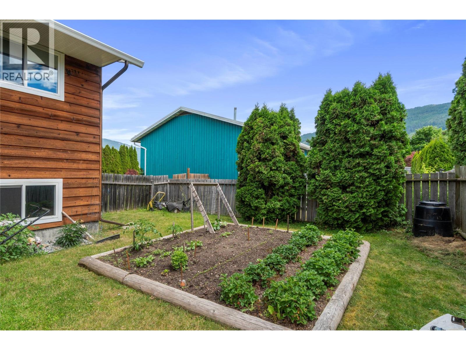 4750 71 Avenue Ne, Salmon Arm, British Columbia  V0E 1K0 - Photo 31 - 10391387