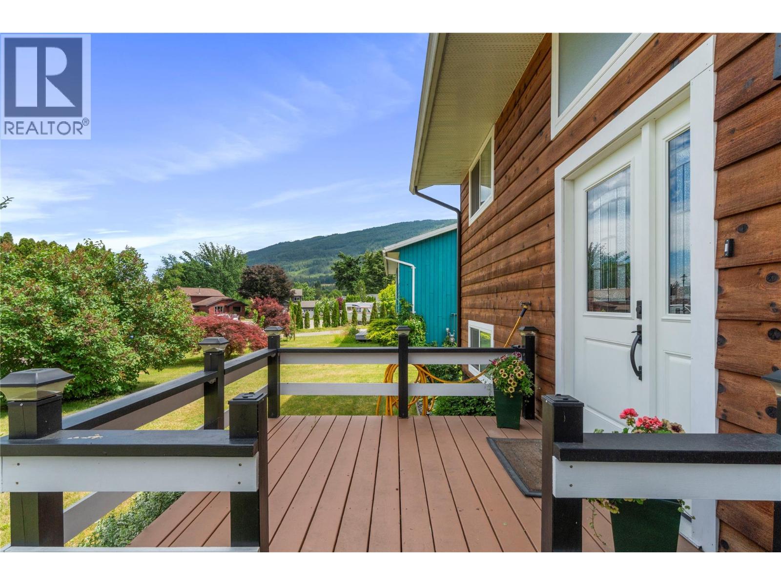 4750 71 Avenue Ne, Salmon Arm, British Columbia  V0E 1K0 - Photo 36 - 10391387