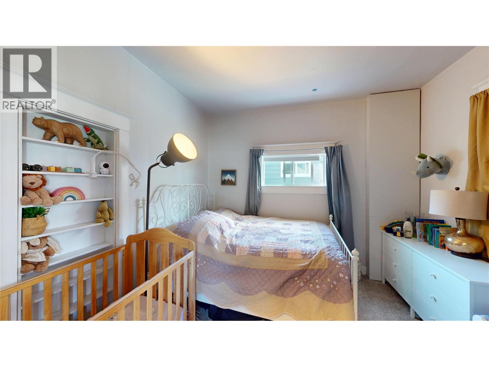 208 8th Avenue S, Cranbrook, British Columbia  V1C 2K8 - Photo 22 - 10390900