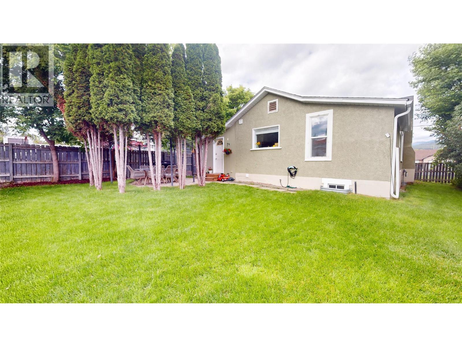 208 8th Avenue S, Cranbrook, British Columbia  V1C 2K8 - Photo 27 - 10390900