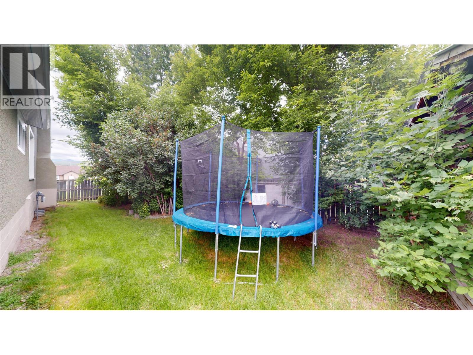 208 8th Avenue S, Cranbrook, British Columbia  V1C 2K8 - Photo 31 - 10390900