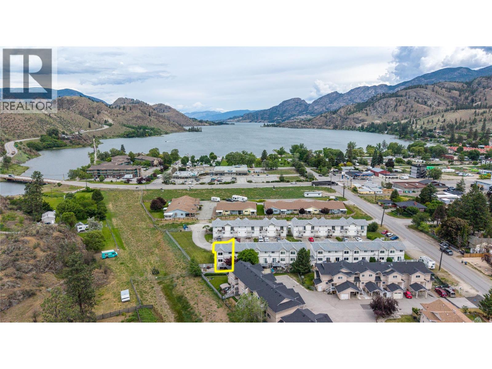 1020 Cedar Street Unit# 10, Okanagan Falls, British Columbia  V0H 1R5 - Photo 2 - 10391340