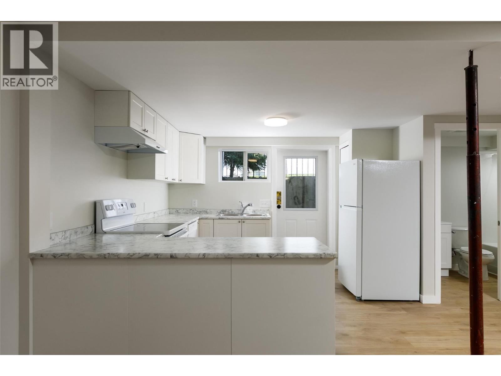 2451 Sexsmith Road, Kelowna, British Columbia  V1V 2E9 - Photo 33 - 10391118