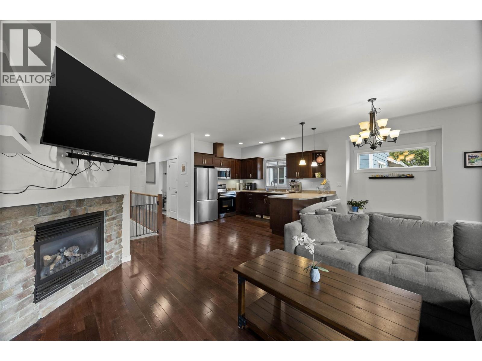 1808 Foxtail Drive, Kamloops, British Columbia  V1S 0A4 - Photo 10 - 10391424