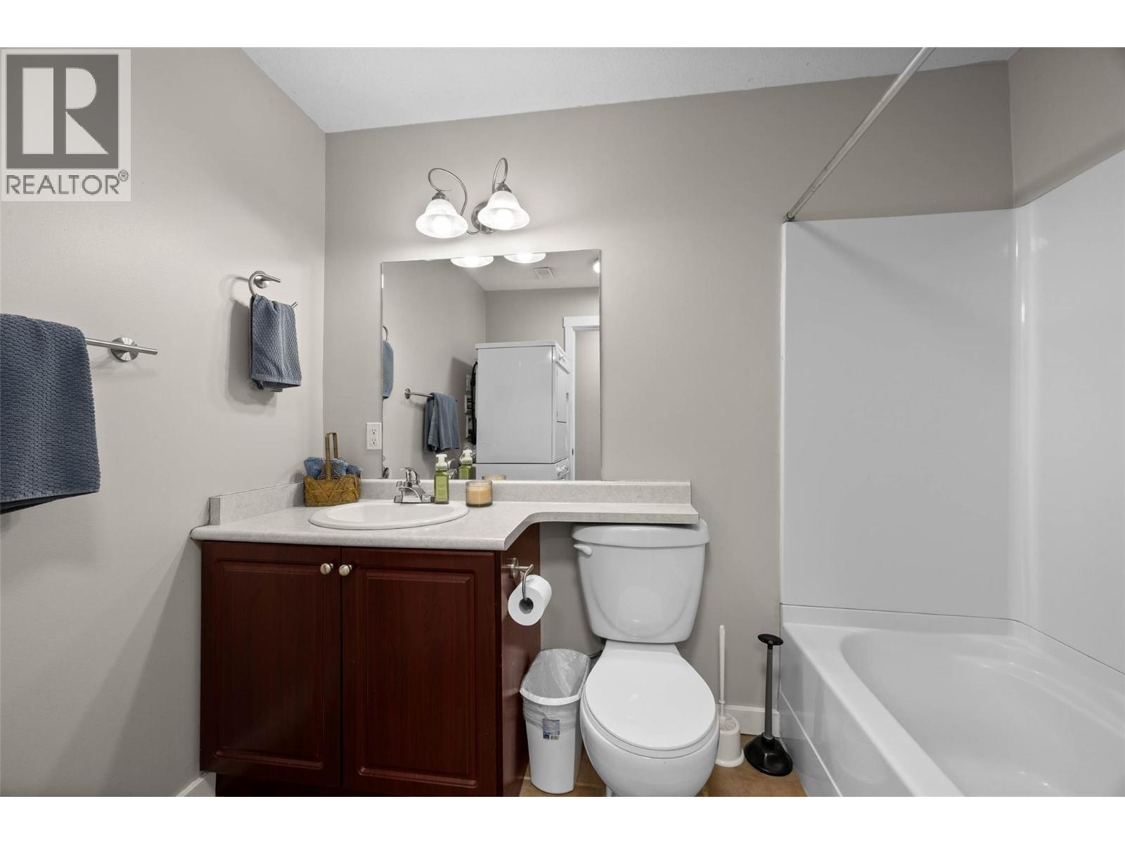 1808 Foxtail Drive, Kamloops, British Columbia  V1S 0A4 - Photo 30 - 10391424