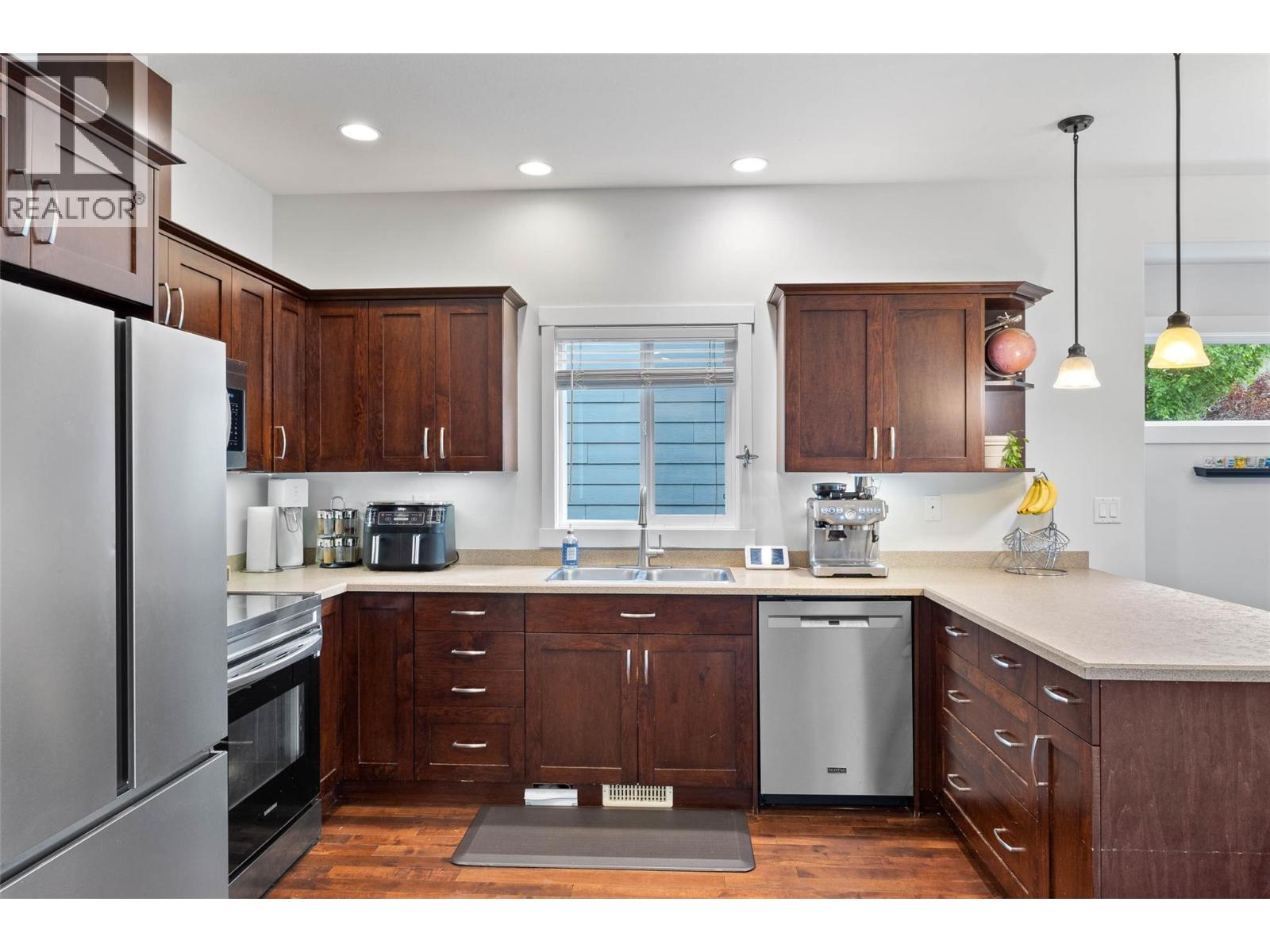 1808 Foxtail Drive, Kamloops, British Columbia  V1S 0A4 - Photo 4 - 10391424