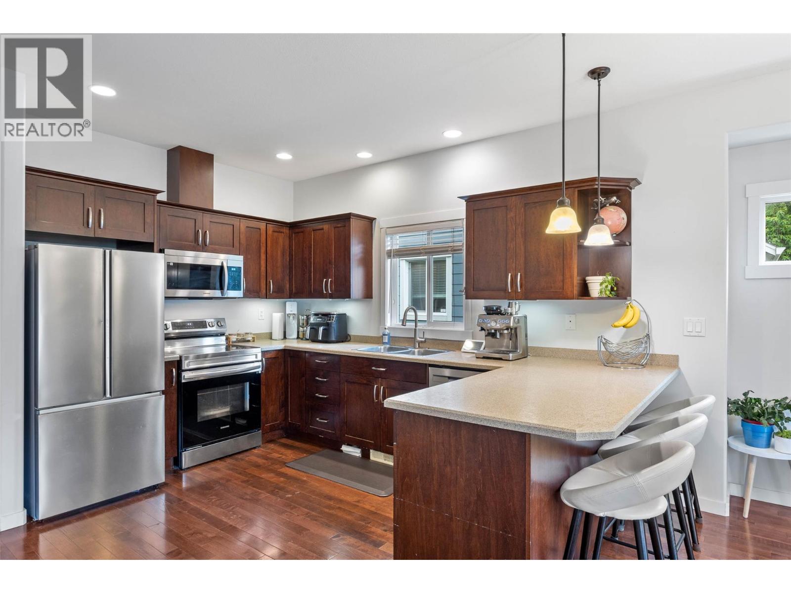1808 Foxtail Drive, Kamloops, British Columbia  V1S 0A4 - Photo 6 - 10391424