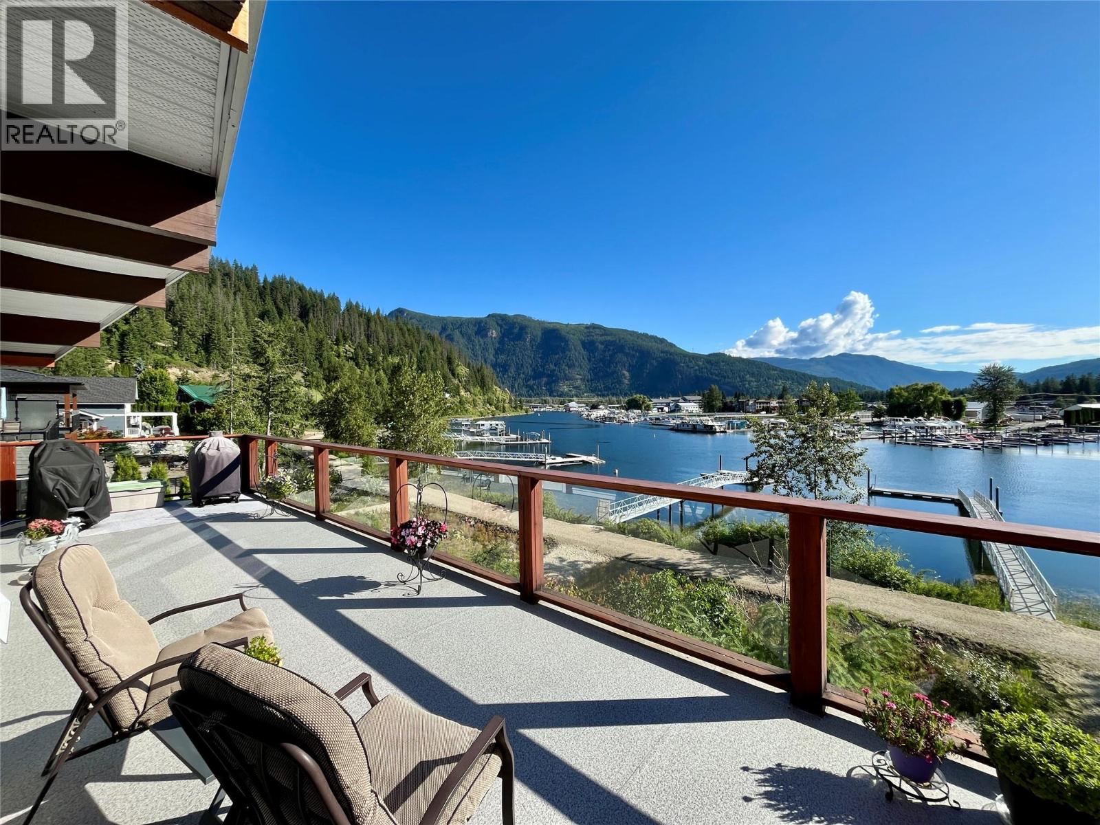 417 Old Spallumcheen Road, Sicamous, British Columbia  V0E 2V3 - Photo 11 - 10390438
