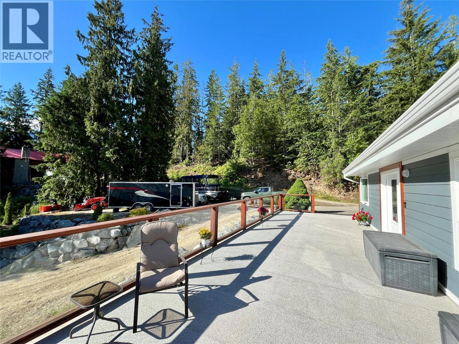 417 Old Spallumcheen Road, Sicamous, British Columbia  V0E 2V3 - Photo 13 - 10390438