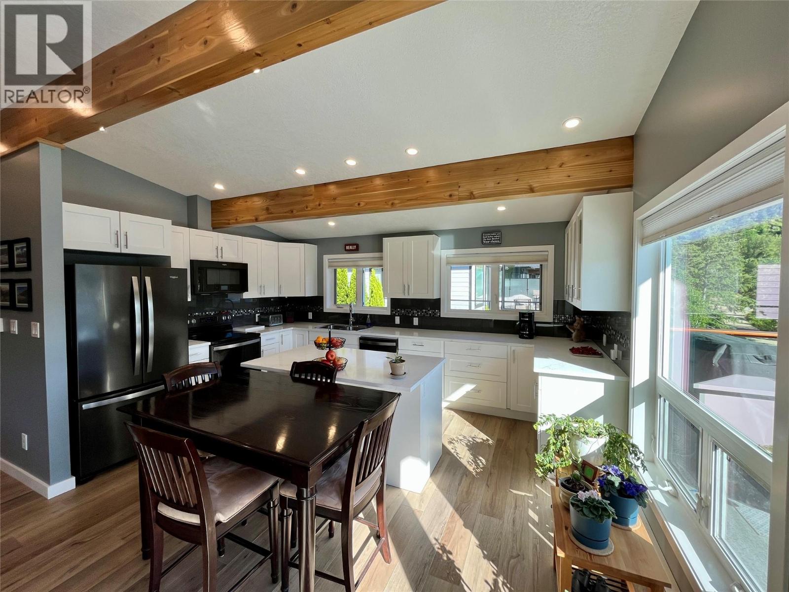 417 Old Spallumcheen Road, Sicamous, British Columbia  V0E 2V3 - Photo 18 - 10390438