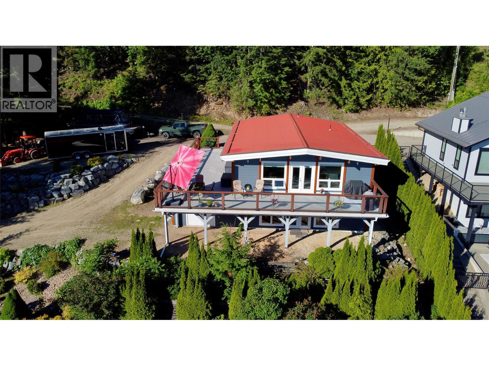 417 Old Spallumcheen Road, Sicamous, British Columbia  V0E 2V3 - Photo 6 - 10390438