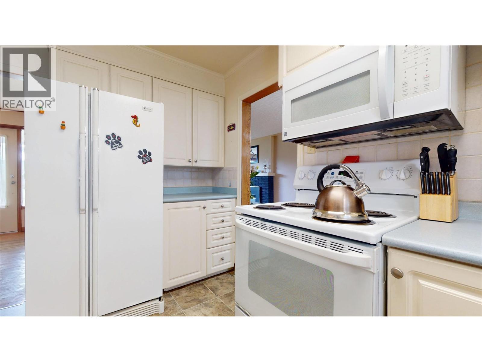 511 14th Avenue S, Cranbrook, British Columbia  V1C 2X9 - Photo 12 - 10391114