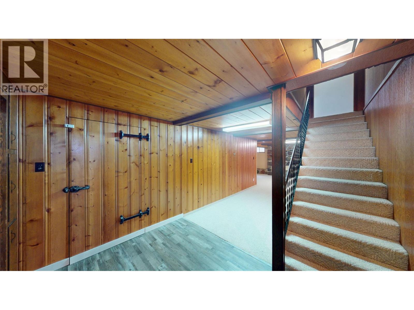 511 14th Avenue S, Cranbrook, British Columbia  V1C 2X9 - Photo 24 - 10391114