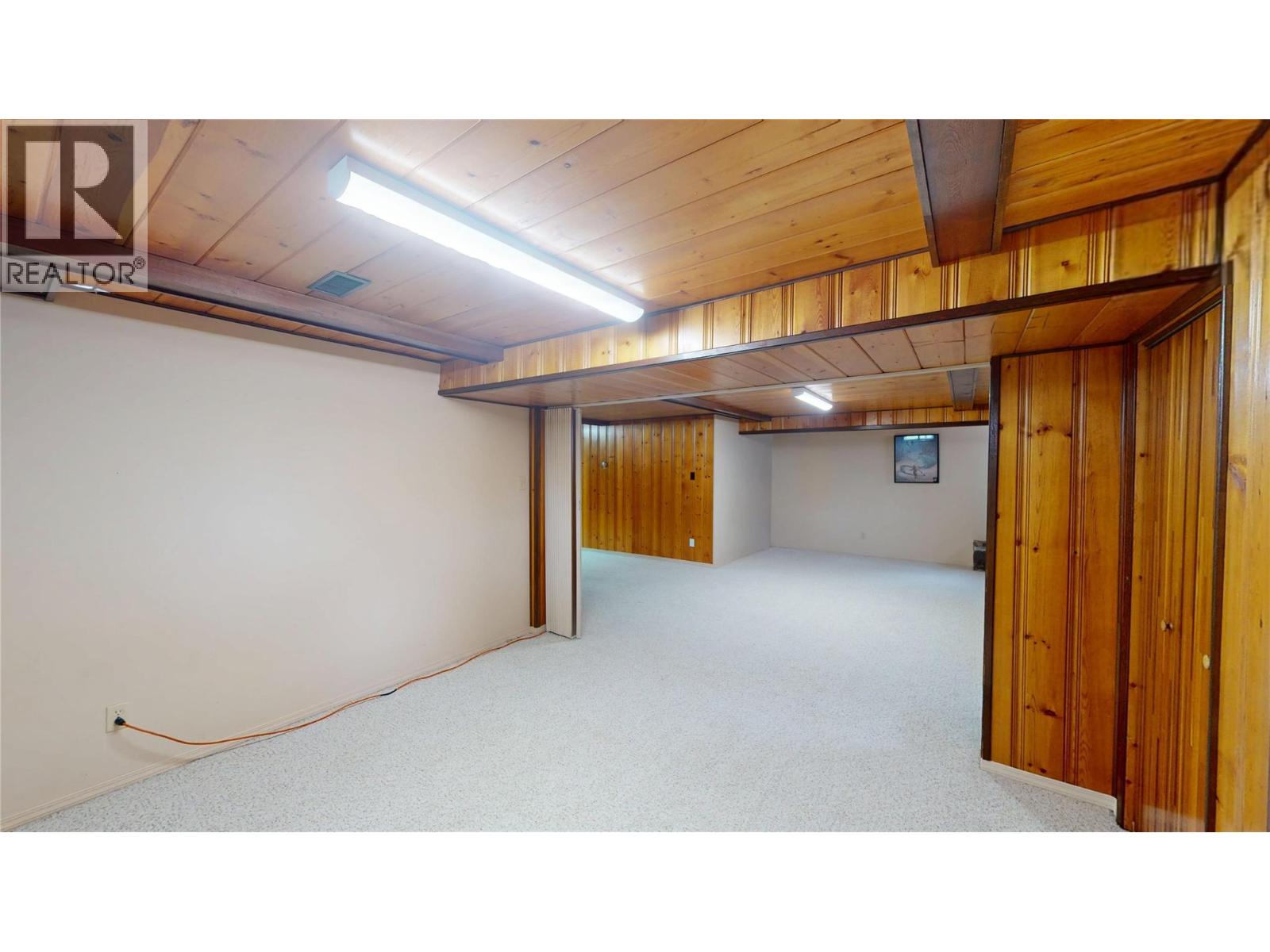 511 14th Avenue S, Cranbrook, British Columbia  V1C 2X9 - Photo 31 - 10391114