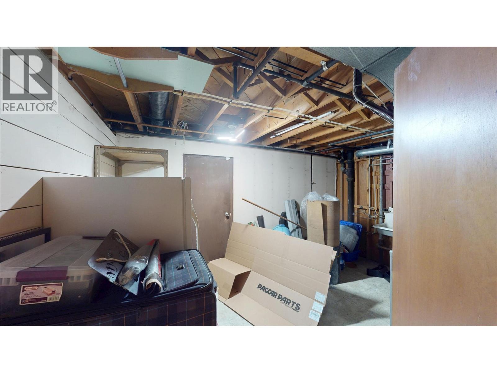 511 14th Avenue S, Cranbrook, British Columbia  V1C 2X9 - Photo 36 - 10391114