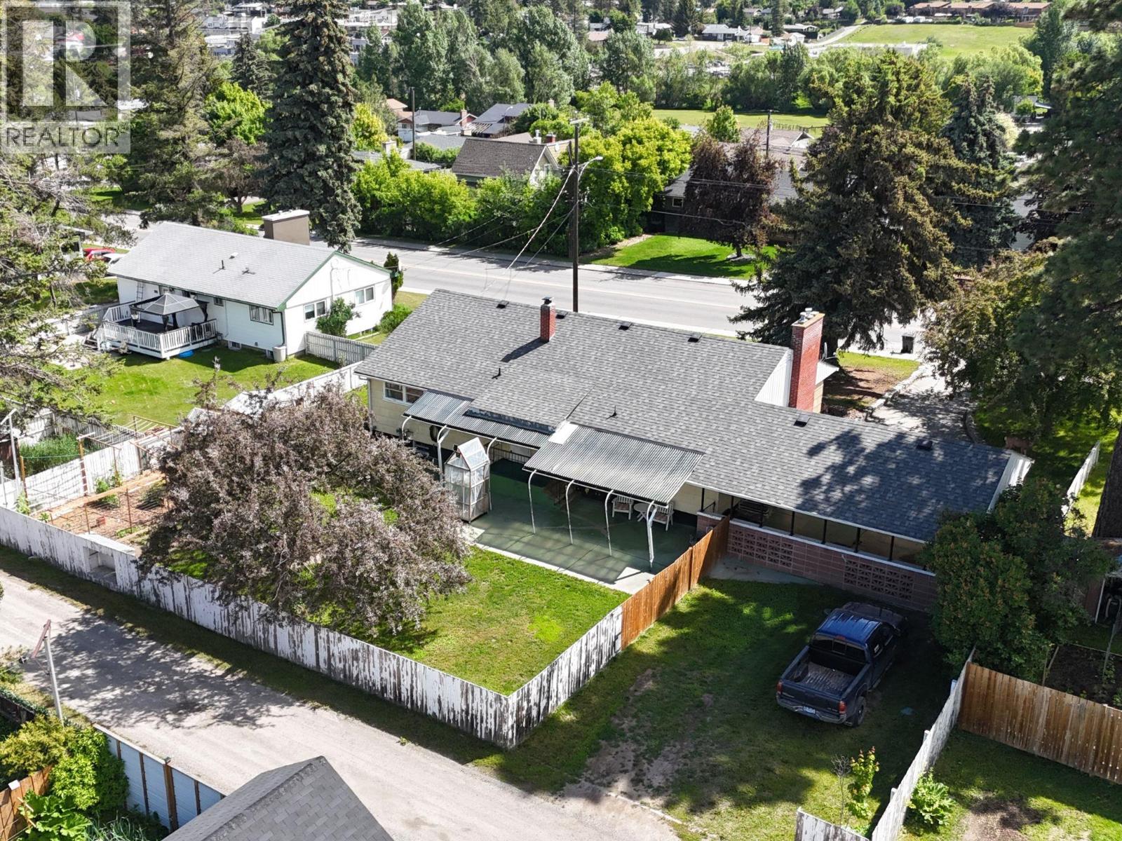 511 14th Avenue S, Cranbrook, British Columbia  V1C 2X9 - Photo 48 - 10391114