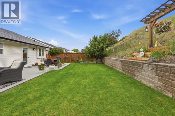 2087 Tremerton Drive, Kamloops, British Columbia  V2E 2K7 - Photo 12 - 10391005