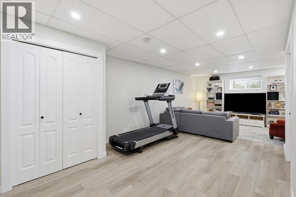 2087 Tremerton Drive, Kamloops, British Columbia  V2E 2K7 - Photo 25 - 10391005