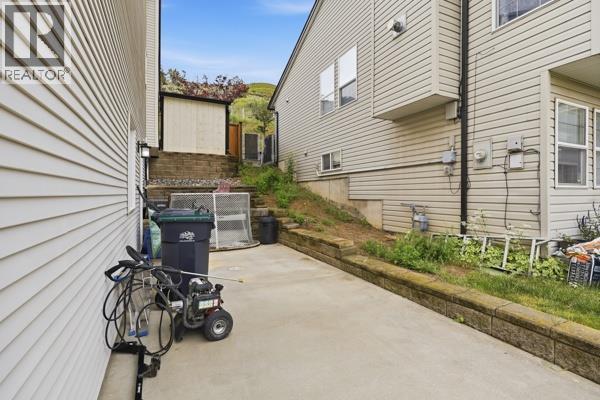 2087 Tremerton Drive, Kamloops, British Columbia  V2E 2K7 - Photo 35 - 10391005