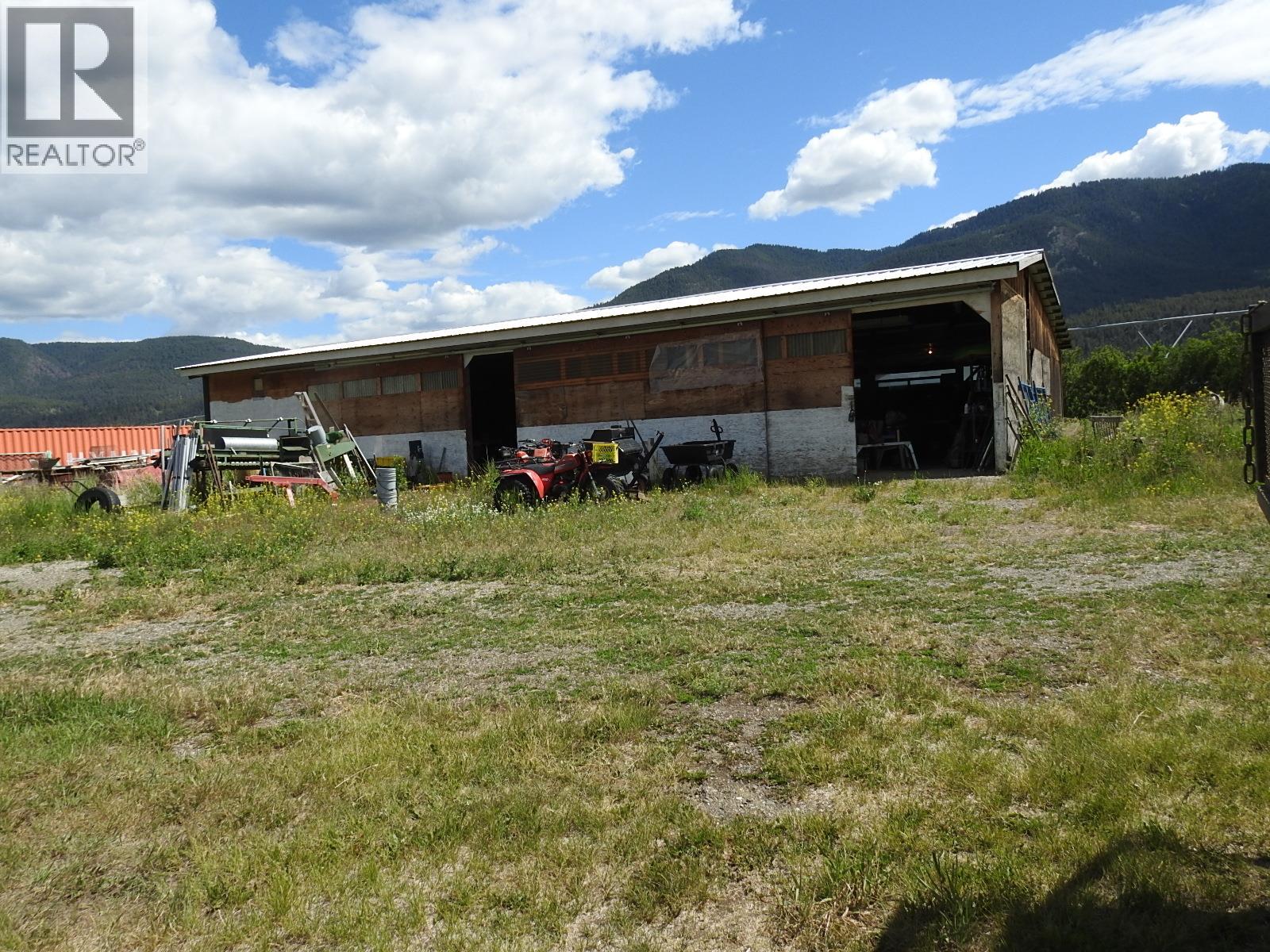 5569 Kamloops-Vernon Highway, Westwold, British Columbia  V0E 3B1 - Photo 8 - 10391483