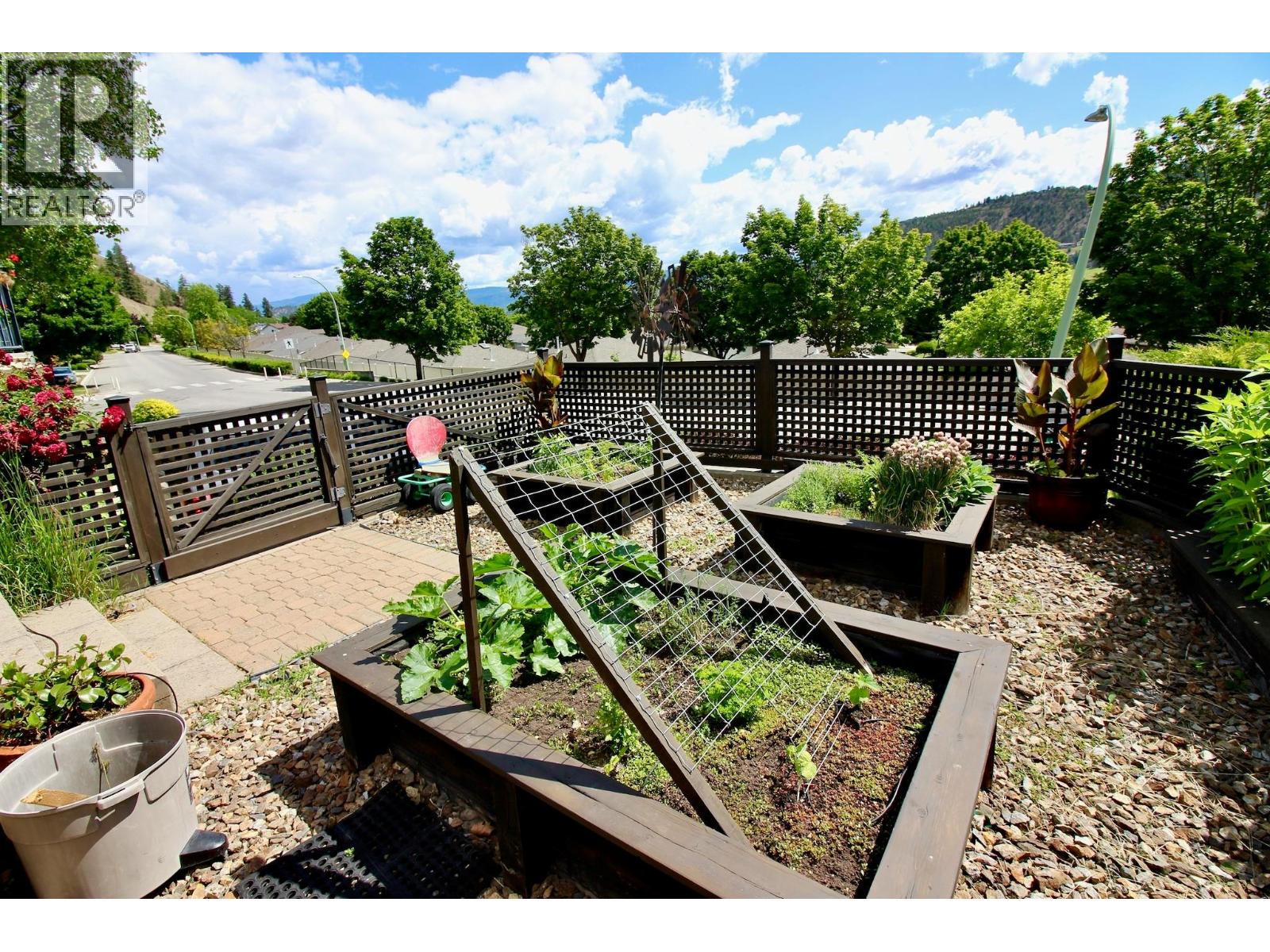594 Glenmeadows Road, Kelowna, British Columbia  V1V 1P3 - Photo 39 - 10391266
