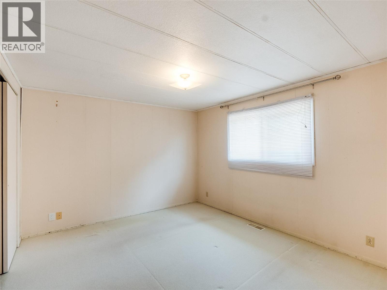 2625 6th Avenue, Castlegar, British Columbia  V1N 2W3 - Photo 18 - 10391397
