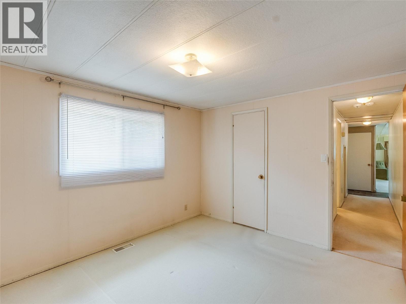 2625 6th Avenue, Castlegar, British Columbia  V1N 2W3 - Photo 19 - 10391397