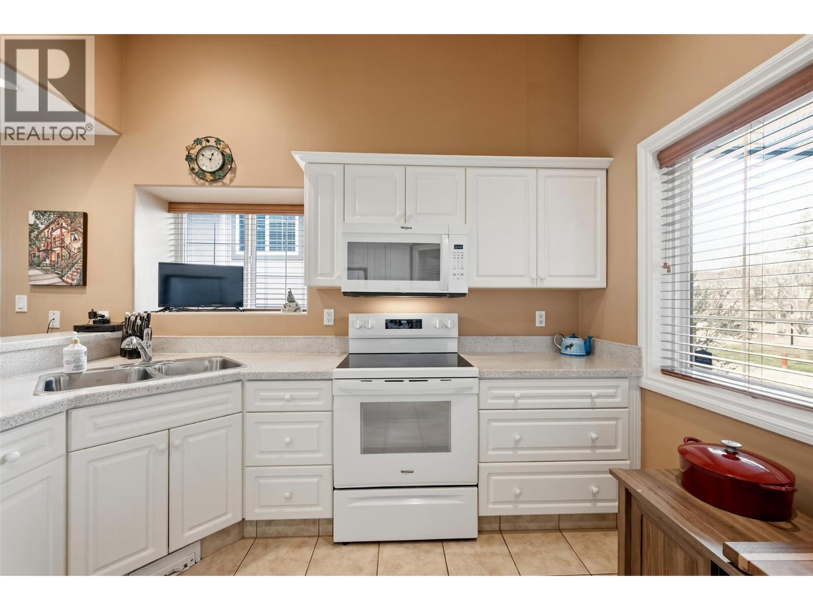 705 Balsam Avenue Unit# 108, Penticton, British Columbia  V2A 9B7 - Photo 3 - 10391480