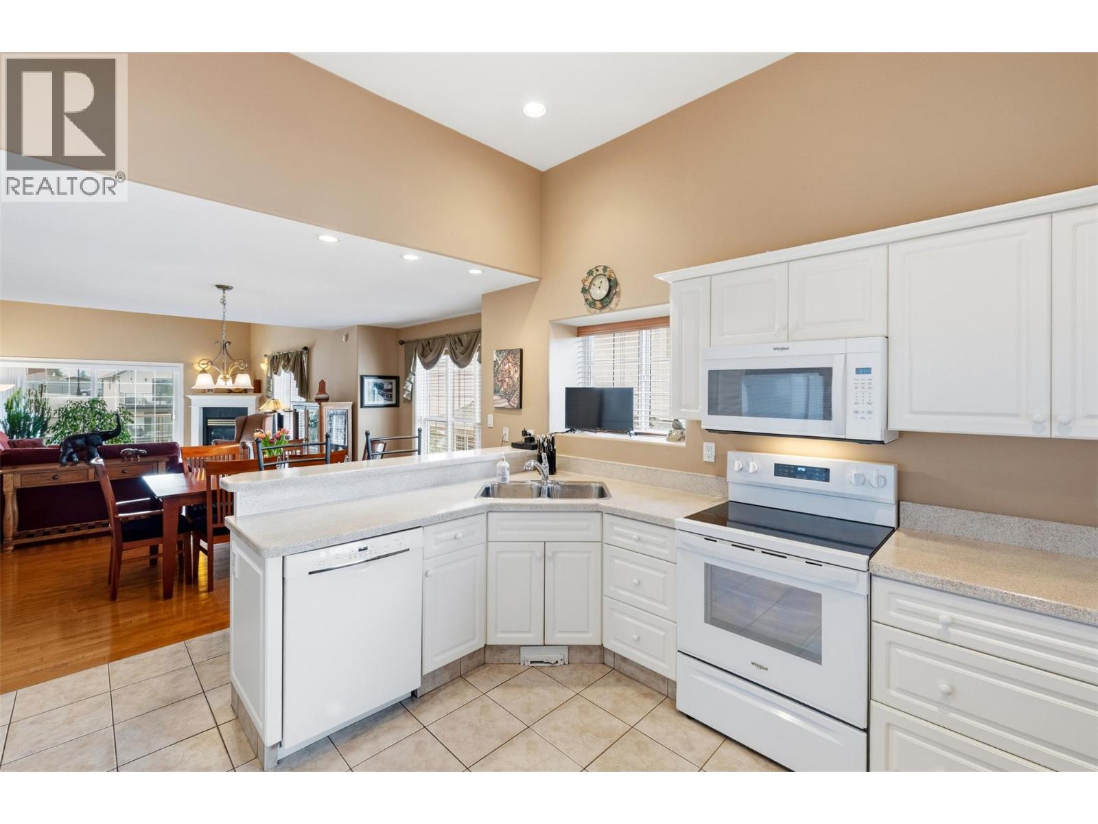 705 Balsam Avenue Unit# 108, Penticton, British Columbia  V2A 9B7 - Photo 4 - 10391480