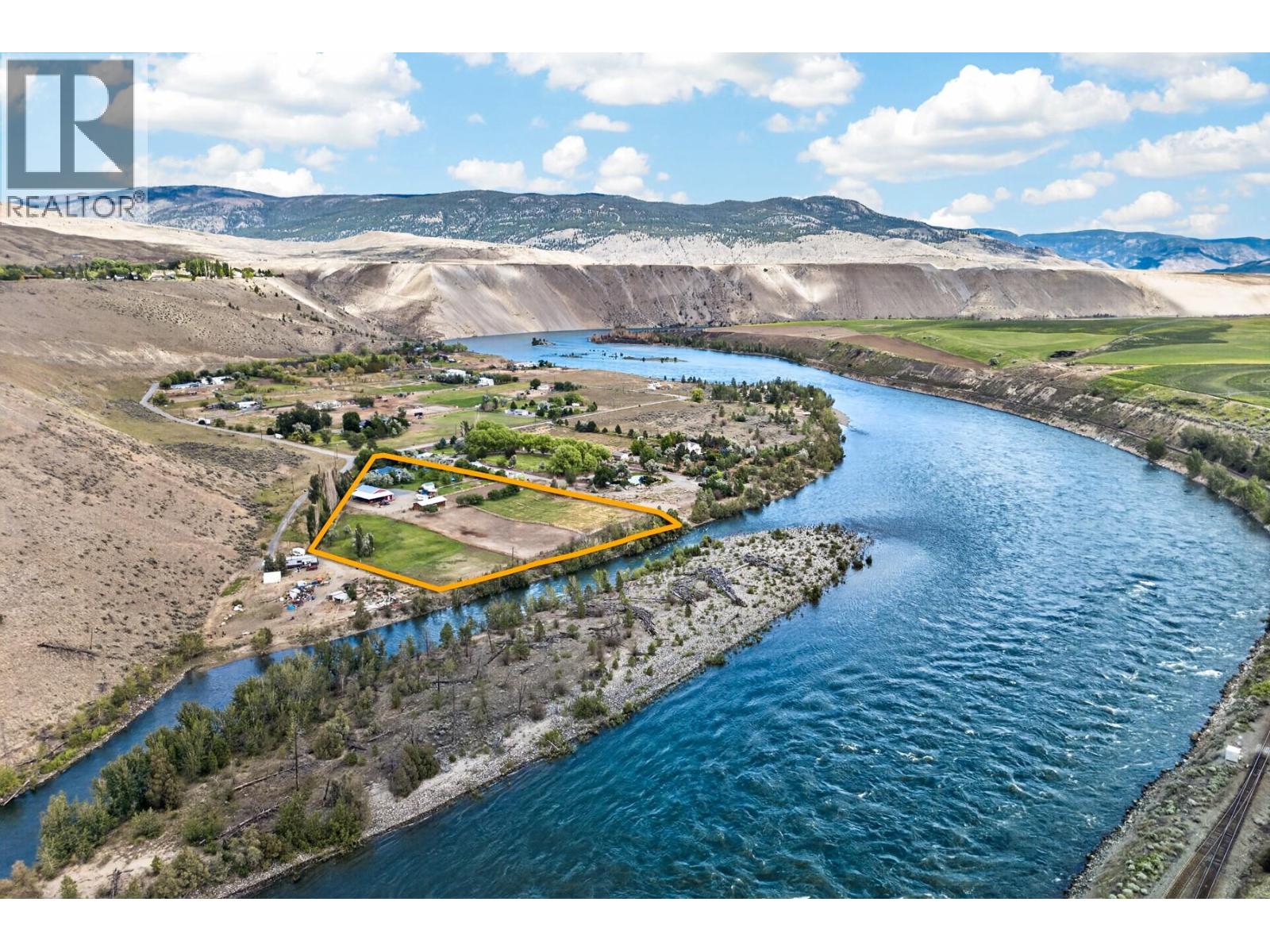 1260 Thompson Court, Kamloops, British Columbia  V0K 2J0 - Photo 4 - 10391465
