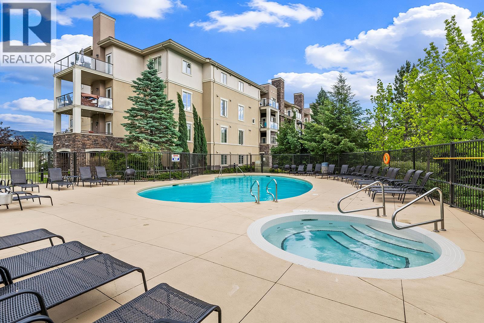 1873 Country Club Drive Unit# 2221, Kelowna, British Columbia  V1V 2W6 - Photo 2 - 10391123