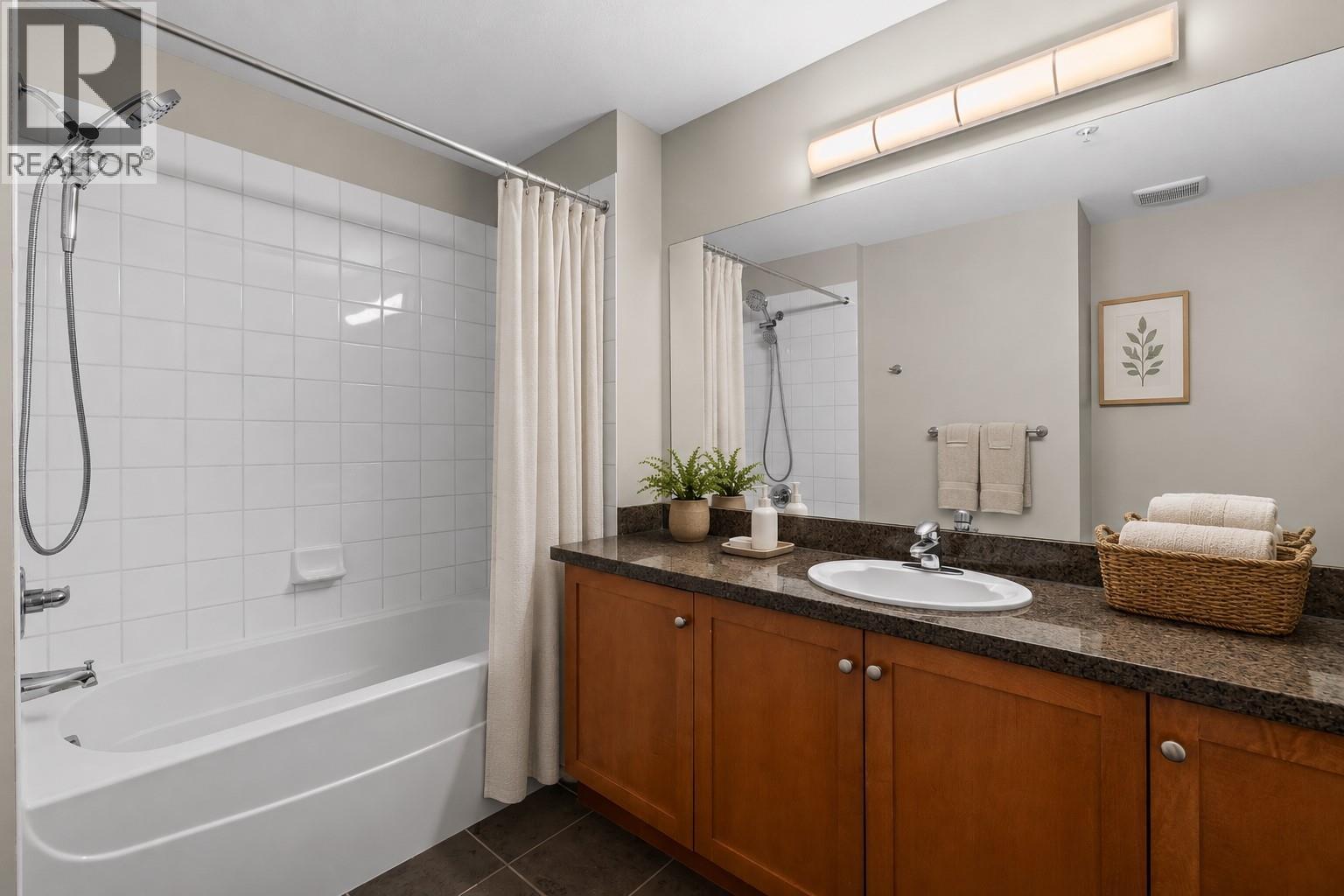 1873 Country Club Drive Unit# 2221, Kelowna, British Columbia  V1V 2W6 - Photo 20 - 10391123